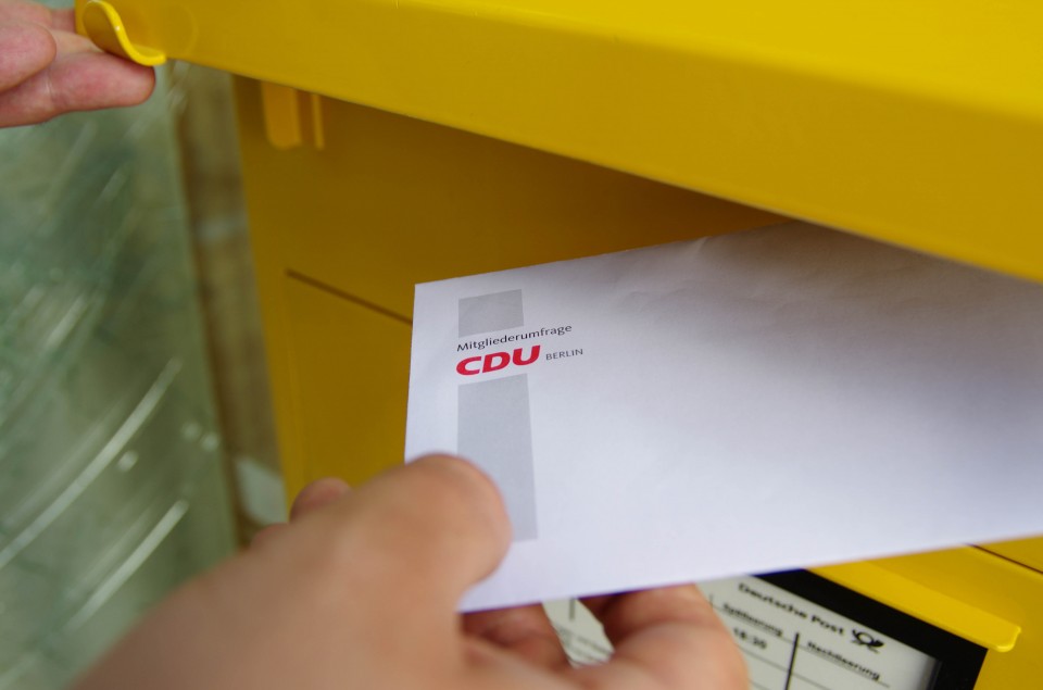 Fristende für die Mitgliederbefragung ist Mittwoch, der 15. Juli 2015, der letzte Schultag vor den Sommerferien. Fristende für die Mitgliederbefragung ist Mittwoch, der 15. Juli 2015, der letzte Schultag vor den Sommerferien.